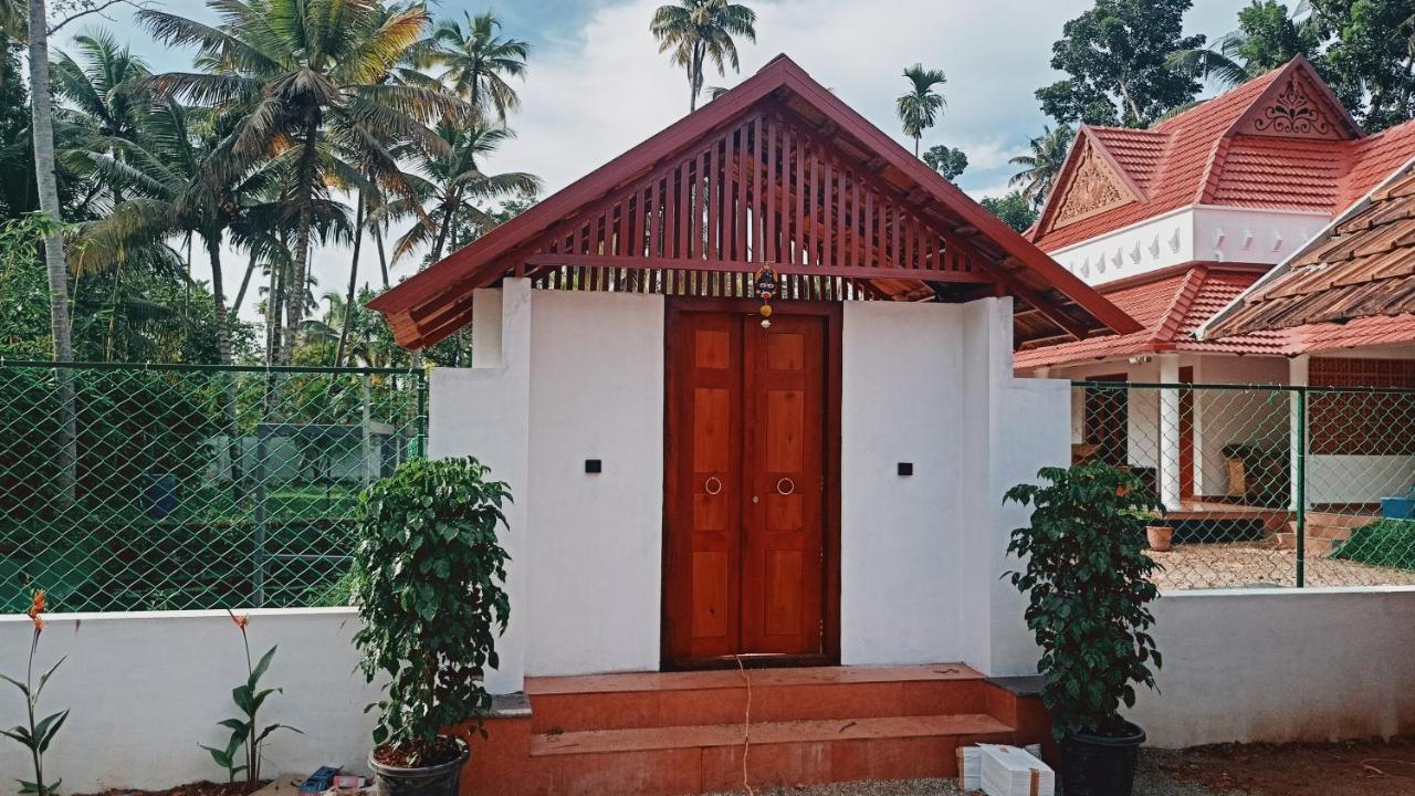 The Royal Island Hotel Mundrothuruth Ngoại thất bức ảnh